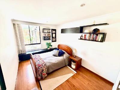 Apartamento de 3 alcobas en venta en Chico Navarra, Bogotá, 168 m² · foto 13 de 20