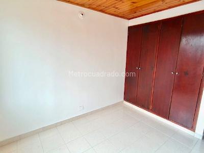 Casa de 3 alcobas en venta en Conjunto Caminos De San Francisco, Ibagué, 87 m² · foto 11 de 16