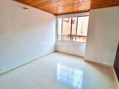 Casa de 3 alcobas en venta en Conjunto Caminos De San Francisco, Ibagué, 87 m² · foto 12 de 16