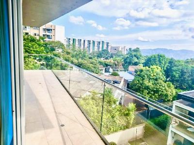 Apartamento de 3 alcobas en venta en Altos De La Carolina, Ibagué, 134 m² · foto 3 de 20