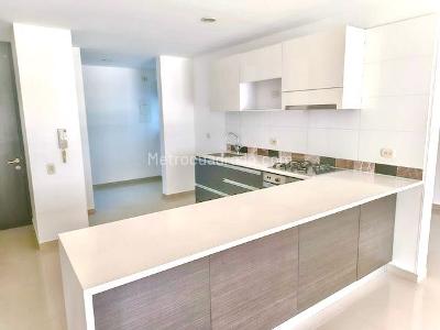Apartamento de 3 alcobas en venta en Altos De La Carolina, Ibagué, 134 m² · foto 5 de 20