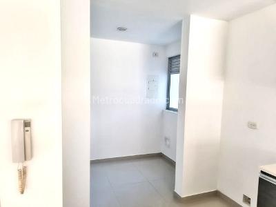 Apartamento de 3 alcobas en venta en Altos De La Carolina, Ibagué, 134 m² · foto 6 de 20