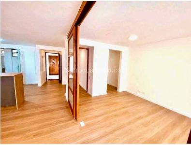 Apartamento en venta en San Patricio, Bogotá · foto 4 de 8