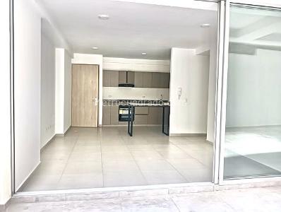 Apartamento de 2 alcobas en venta en La Samaria, Ibagué, 80 m² · foto 2 de 18