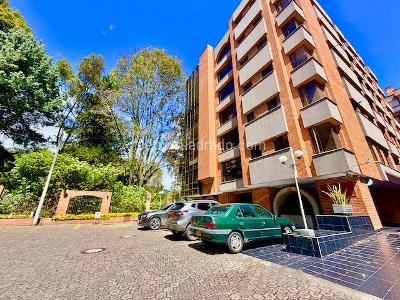 Apartamento de 3 alcobas en venta en Calleja Alta, Bogotá, 221 m² · foto 20 de 20