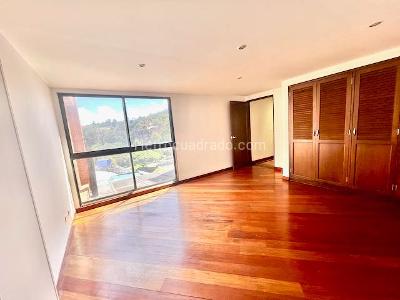 Apartamento de 3 alcobas en venta en Bella Suiza, Bogotá, 200 m² · foto 10 de 15