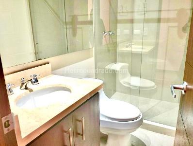 Apartamento de 2 alcobas en venta en Contador Country, Bogotá, 77 m² · foto 11 de 17