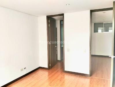 Apartamento de 2 alcobas en venta en Contador Country, Bogotá, 77 m² · foto 13 de 17