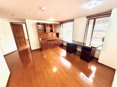 Apartamento de 3 alcobas en venta en La Calleja Country, Bogotá, 221 m² · foto 10 de 19