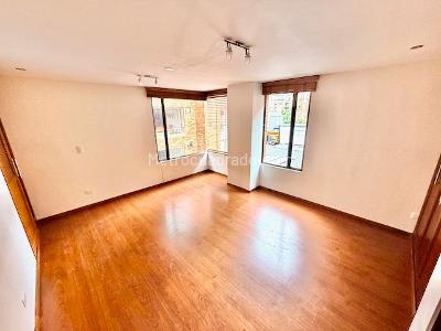 Apartamento de 3 alcobas en venta en La Calleja Country, Bogotá, 221 m² · foto 12 de 19