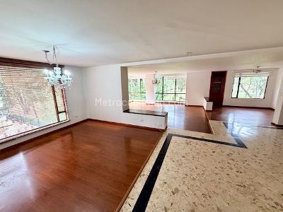 Apartamento de 3 alcobas en venta en La Calleja Country, Bogotá, 221 m² · foto 6 de 19