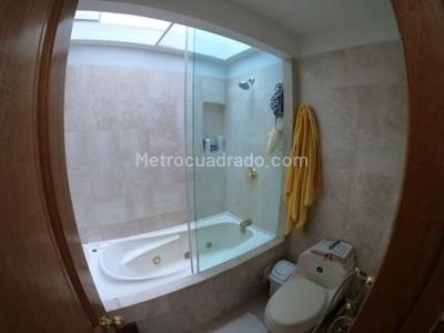 Casa de 4 alcobas en venta en Bosque Medina, Bogotá, 468 m² · foto 4 de 9