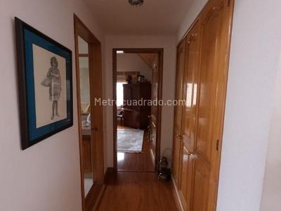 Casa de 4 alcobas en venta en Bosque Medina, Bogotá, 468 m² · foto 6 de 9