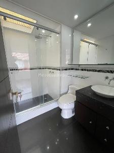 Casa en venta en San Jose De Bavaria, Bogotá · foto 11 de 20