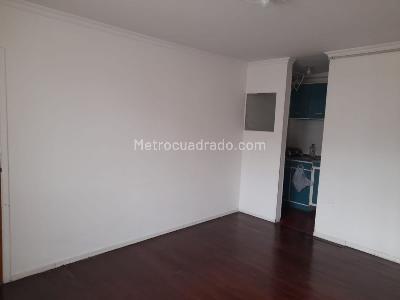 Casa de 5 alcobas en venta en Normandia, Bogotá, 264 m² · foto 4 de 10