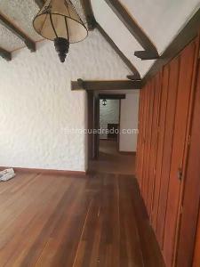 Casa de 5 alcobas en venta en Malibu La Alhambra, Bogotá, 360 m² · foto 10 de 15