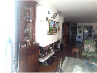 Apartamento de 3 alcobas en venta en Santa Paula, Bogotá, 165 m² · foto 2 de 15