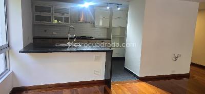Apartamento de 3 alcobas en venta en El Poblado, Medellín, 230 m² · foto 12 de 19