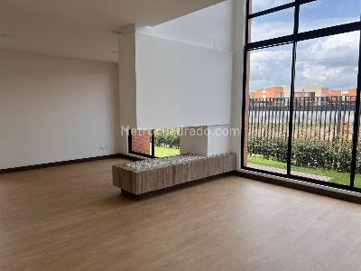 Casa de 3 alcobas en venta en Savanna, Cajicá, 164 m² · foto 11 de 13