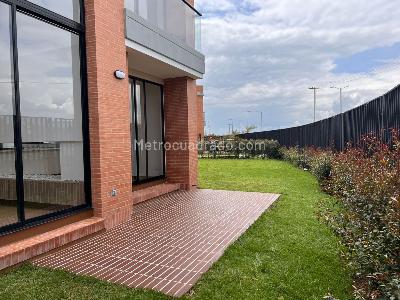 Casa de 3 alcobas en venta en Savanna, Cajicá, 164 m² · foto 2 de 13