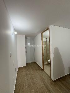 Apartaestudio en venta en La Candelaria, Bogotá, 23 m² · foto 3 de 9