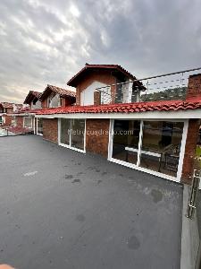 Casa de 5 alcobas en venta en San Jose De Bavaria, Bogotá, 440 m² · foto 16 de 20