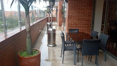 Apartamento de 4 alcobas en venta en Nogales De La Colina, Bogotá, 269 m² · foto 19 de 20