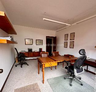 Casa de 5 alcobas en venta en Quinta Camacho, Bogotá, 642 m² · foto 5 de 12