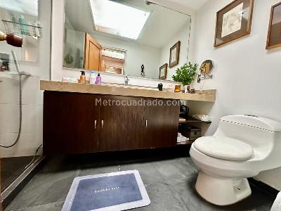 Apartamento en venta en Las Rosales, Bogotá · foto 3 de 16