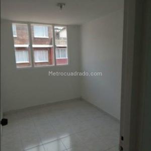 Apartamento de 5 alcobas en venta en Bachue, Bogotá, 100 m² · foto 2 de 12