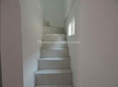 Apartamento de 5 alcobas en venta en Bachue, Bogotá, 100 m² · foto 4 de 12