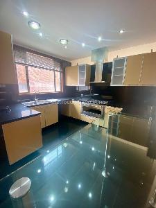 Apartamento en venta en Chico Norte, Bogotá · foto 4 de 17
