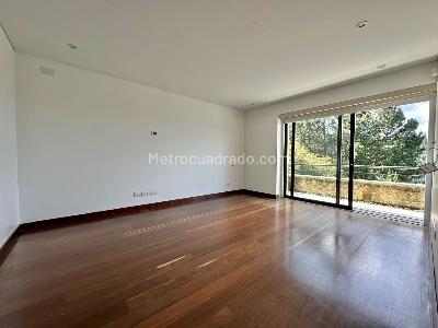 Casa de 4 alcobas en venta en La Calera, La Calera, 275 m² · foto 18 de 20