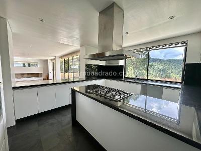Casa de 4 alcobas en venta en La Calera, La Calera, 275 m² · foto 20 de 20