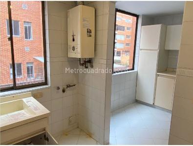 Apartamento en venta en Santa Barbara Oriental, Bogotá · foto 4 de 14