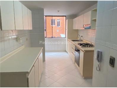 Apartamento en venta en Santa Barbara Oriental, Bogotá · foto 6 de 14