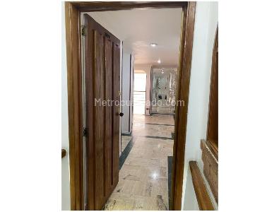 Apartamento en venta en Santa Barbara Oriental, Bogotá · foto 9 de 14