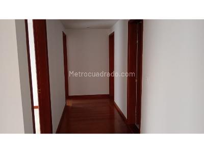 Apartamento en venta en Chico Norte Iii, Bogotá · foto 2 de 16