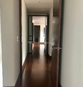 Apartamento en venta en Santa Barbara, Bogotá · foto 11 de 14
