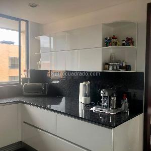 Apartamento en venta en Santa Barbara, Bogotá · foto 7 de 14