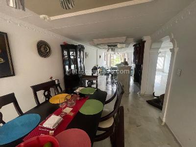 Casa de 4 alcobas en venta en Fontana Real, Bucaramanga, 197 m² · foto 8 de 10