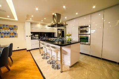 Apartamento de 3 alcobas en venta en Calleja Alta, Bogotá, 440 m² · foto 10 de 16