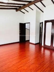 Apartamento de 4 alcobas en venta en Suba Batan, Bogotá, 211 m² · foto 6 de 14