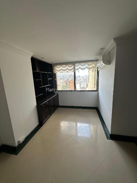 Piso – Bucaramanga, Mejoras Públicas, Comuna 13 - Oriental - Vista 4