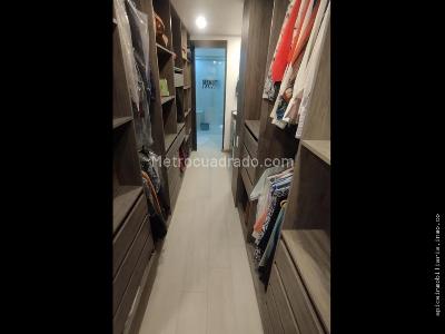 Apartamento en venta en Santa Barbara, Bogotá · foto 9 de 19