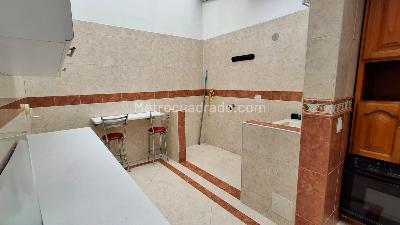 Casa de 4 alcobas en venta en Santa Paula, Bogotá, 285 m² · foto 10 de 20