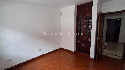 Casa de 4 alcobas en venta en Santa Paula, Bogotá, 285 m² · foto 15 de 20