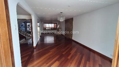 Casa de 4 alcobas en venta en Santa Paula, Bogotá, 285 m² · foto 19 de 20