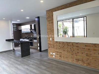 Apartamento de 2 alcobas en venta en Santa Bibiana, Bogotá, 83 m² · foto 2 de 14