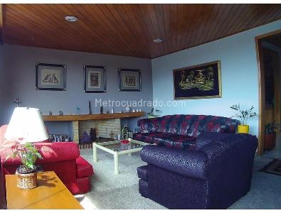Apartamento de 3 alcobas en venta en Santa Barbara, Bogotá, 168 m² · foto 12 de 15